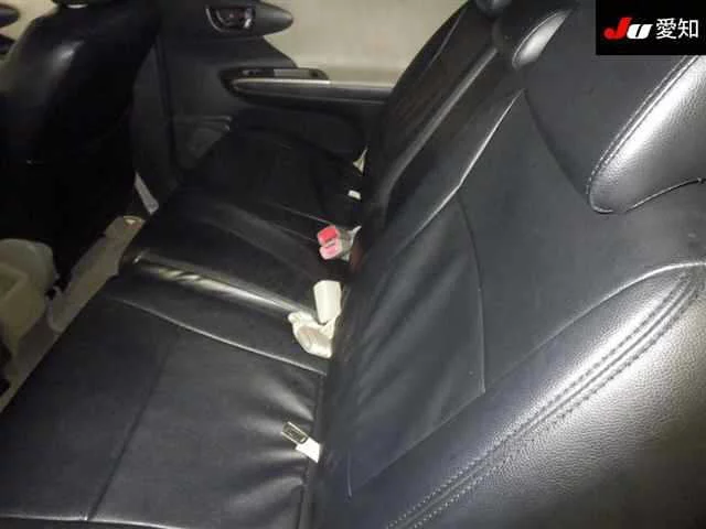 Toyota Wish  с аукциона в Японии