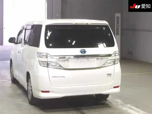 Toyota Vellfire  с аукциона в Японии