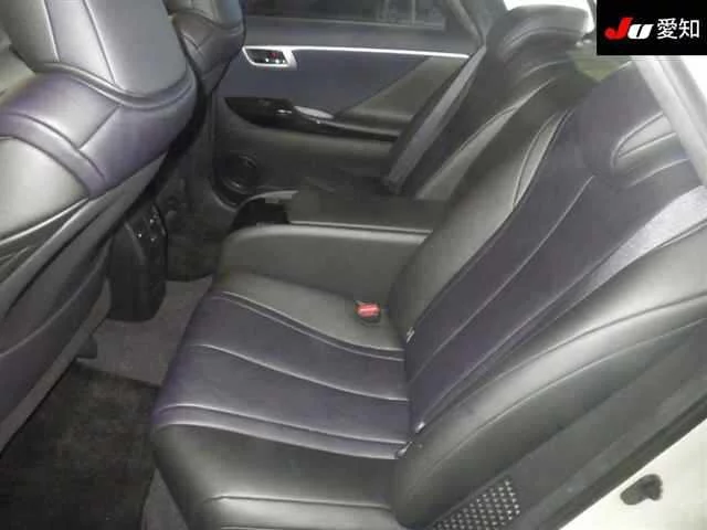 Toyota Mirai  с аукциона в Японии