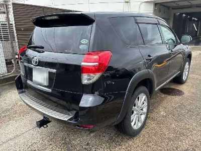 TOYOTA VANGUARD