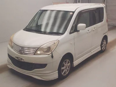 Mitsubishi Delica D:2