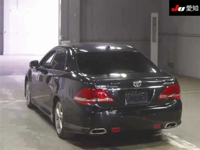 TOYOTA CROWN ATHLETE