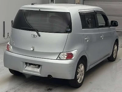 TOYOTA BB
