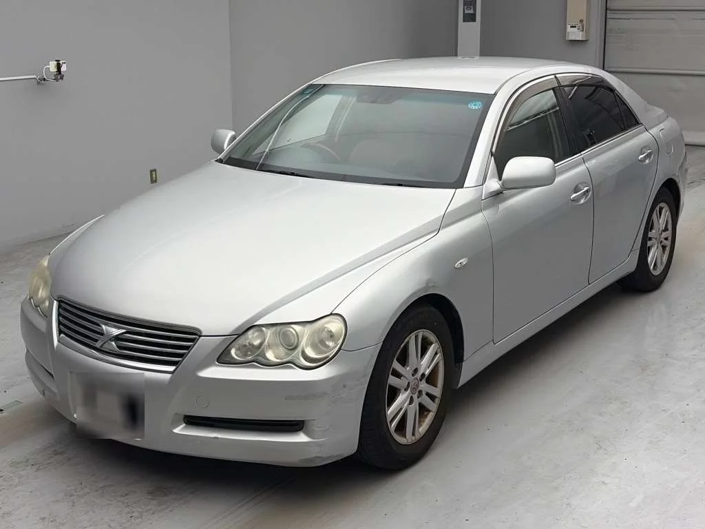 Toyota Mark X  с аукциона в Японии