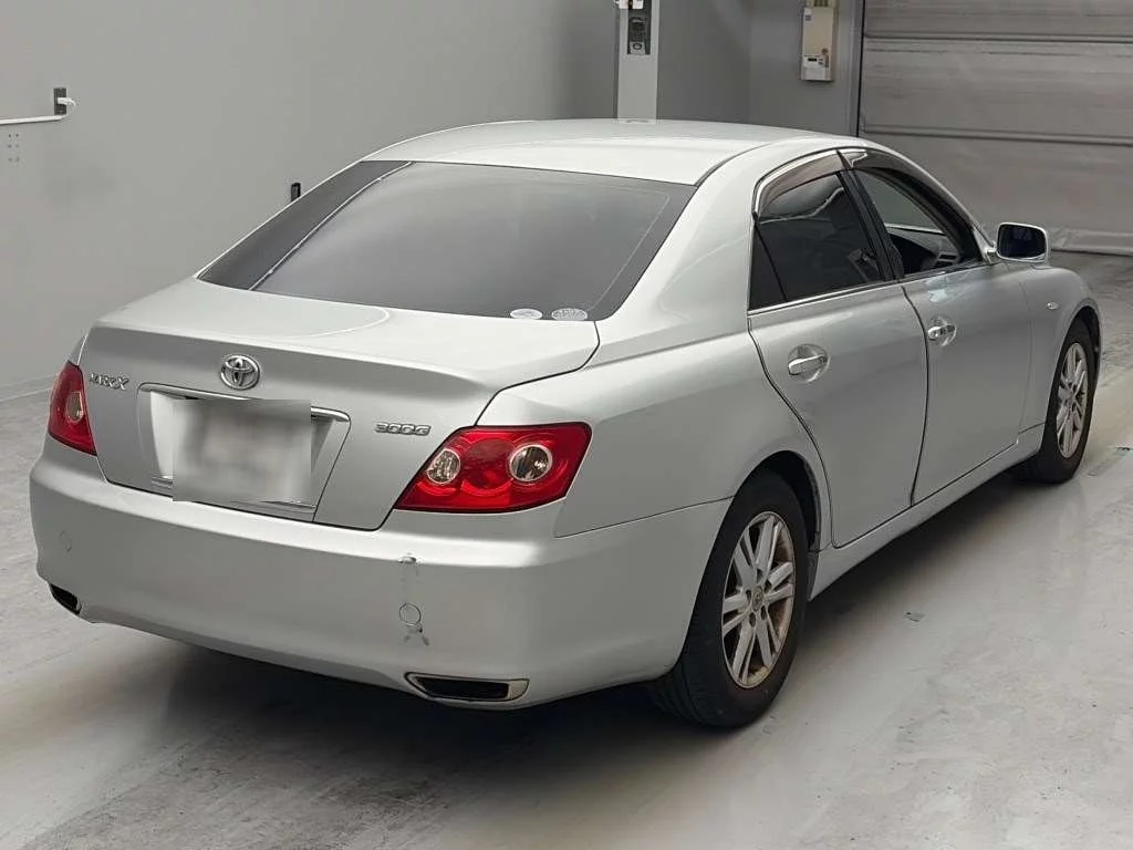Toyota Mark X  с аукциона в Японии