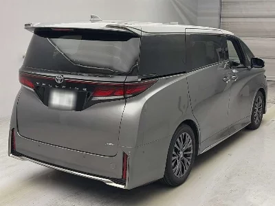 TOYOTA VELLFIRE HYBRID
