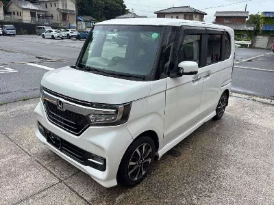 HONDA N BOX CUSTOM