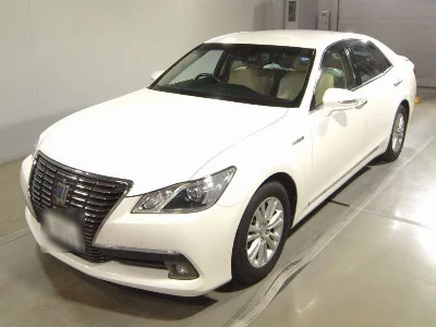 TOYOTA CROWN HYBRID