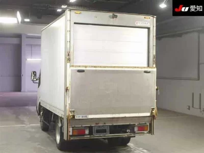 TOYOTA DYNA TRUCK
