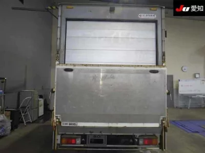 TOYOTA DYNA TRUCK