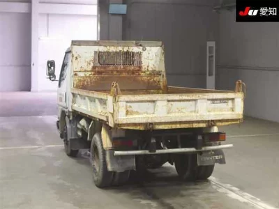 Mitsubishi Fuso Canter