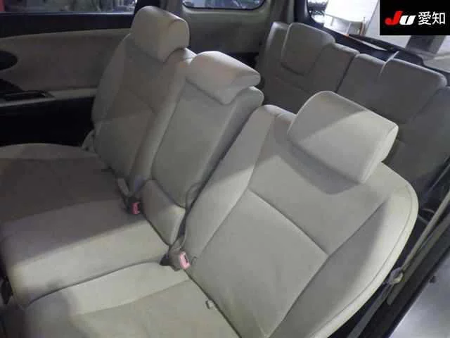 Toyota Wish  с аукциона в Японии