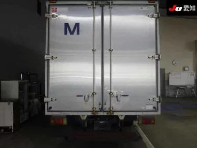 TOYOTA DYNA TRUCK