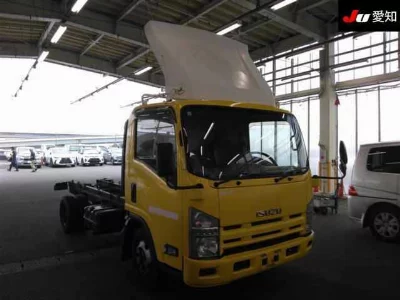 Isuzu Elf