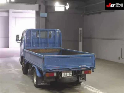TOYOTA DYNA TRUCK
