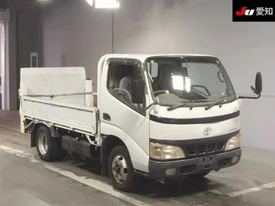 TOYOTA DYNA TRUCK