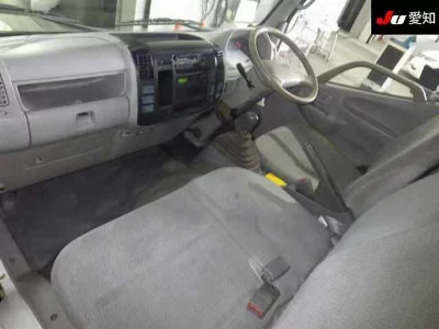 TOYOTA DYNA TRUCK