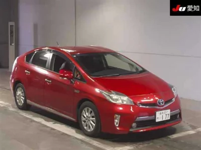 TOYOTA PRIUS PHV