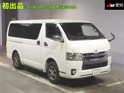 TOYOTA HIACE VAN