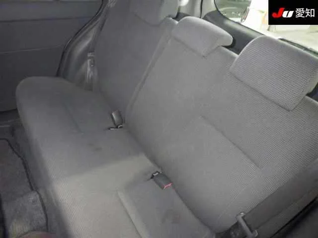 Toyota Raum  с аукциона в Японии