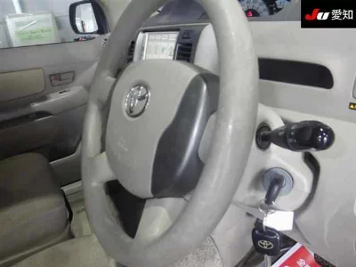 TOYOTA RAUM