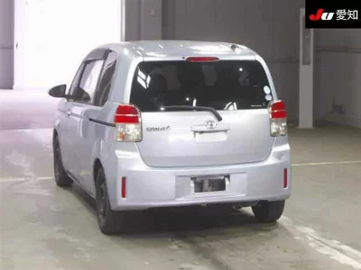 TOYOTA SPADE