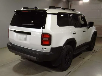 TOYOTA LAND CRUISER 250