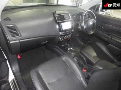 Mitsubishi RVR