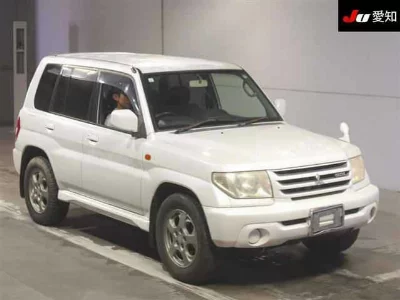 Mitsubishi Pajero iO