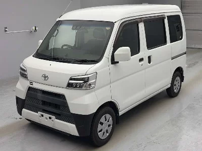 TOYOTA PIXIS VAN