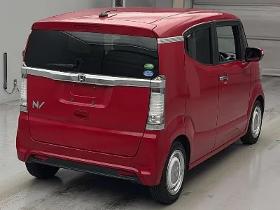 HONDA N-BOX SLASH