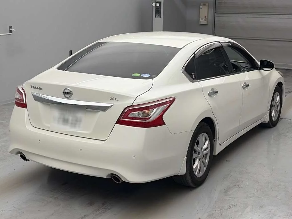 Nissan Teana  с аукциона в Японии