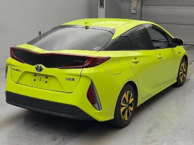 TOYOTA PRIUS PHV