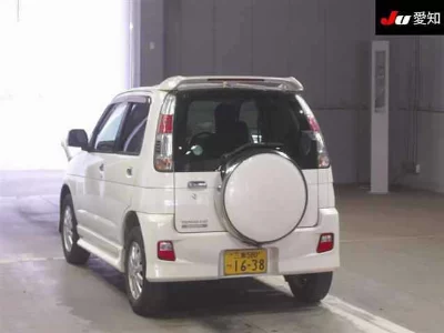 DAIHATSU TERIOS KID
