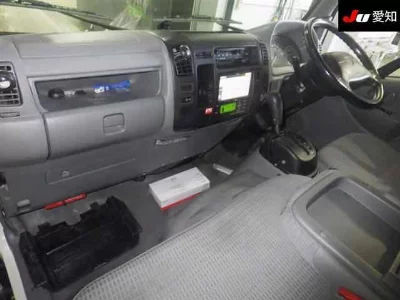 TOYOTA DYNA TRUCK