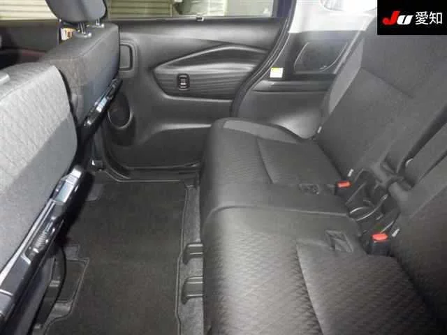 Mitsubishi Delica D:2  с аукциона в Японии