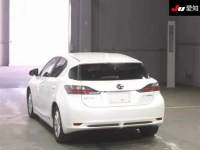 Lexus CT200h