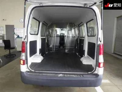 TOYOTA LITE ACE VAN