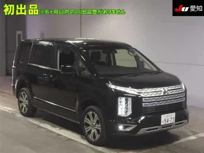 Mitsubishi Delica D:5
