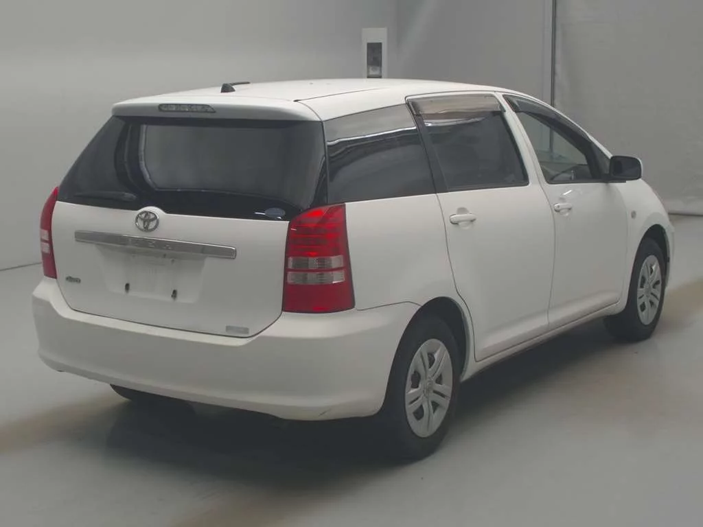 Toyota Wish  с аукциона в Японии