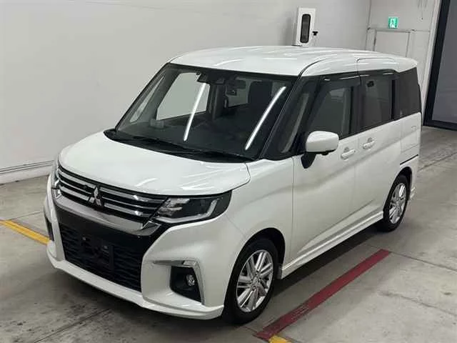 Mitsubishi Delica D:2  с аукциона в Японии