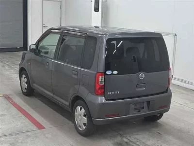 Nissan Otti
