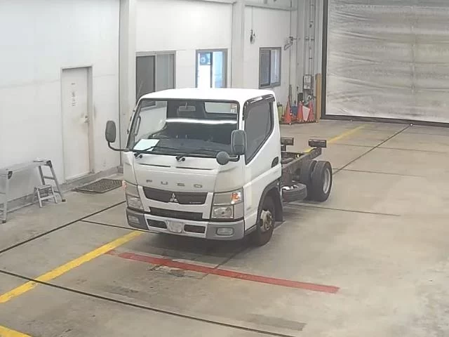 Mitsubishi Fuso Canter  с аукциона в Японии