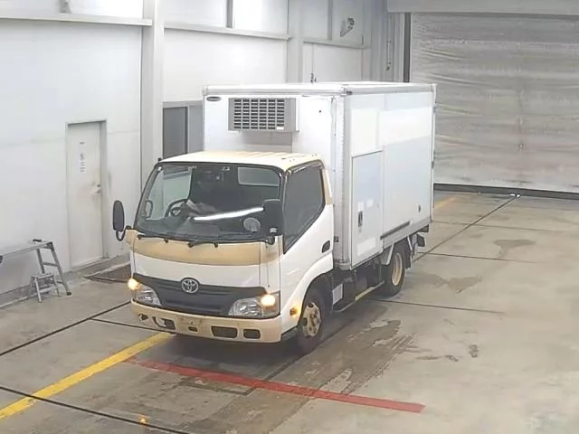 Toyota ToyoAce  с аукциона в Японии