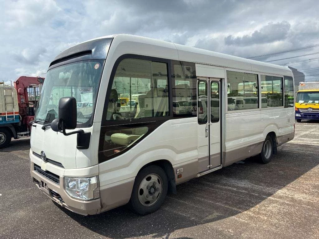 Toyota Coaster  с аукциона в Японии