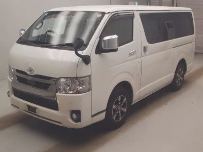 TOYOTA HIACE VAN