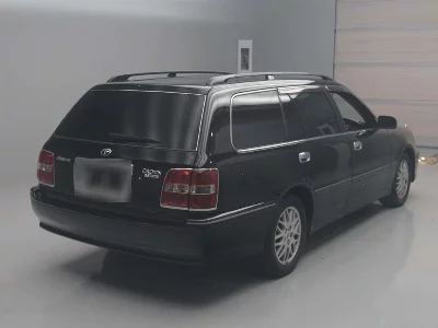 Toyota Crown Estate