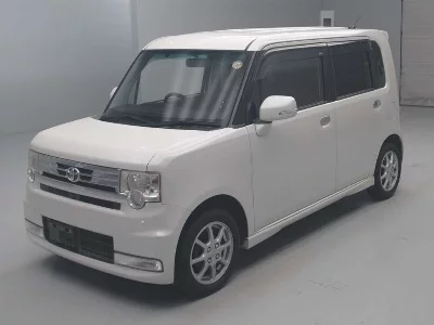 Toyota Pixis Space
