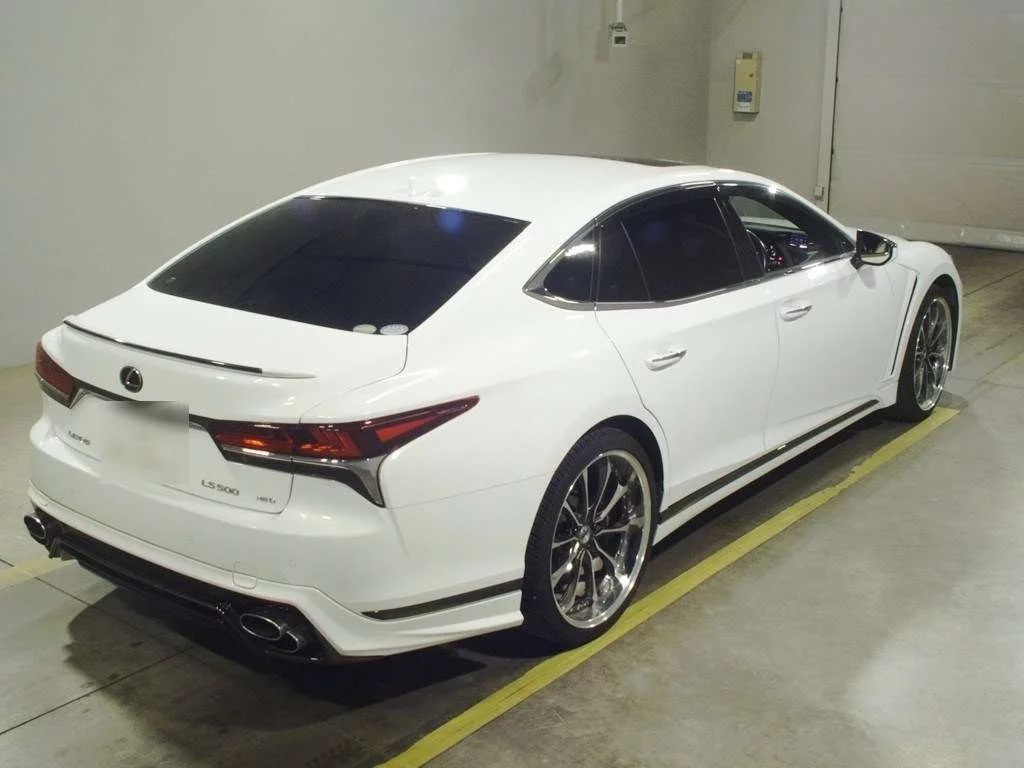 Lexus LS500  с аукциона в Японии