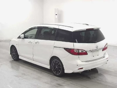 Nissan Lafesta